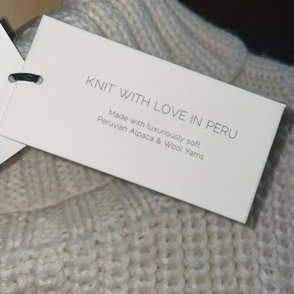 ELEVEN SIX Ivory Taylr Tunic Turtleneck Sleeveless Sweater - Picture 11 of 14